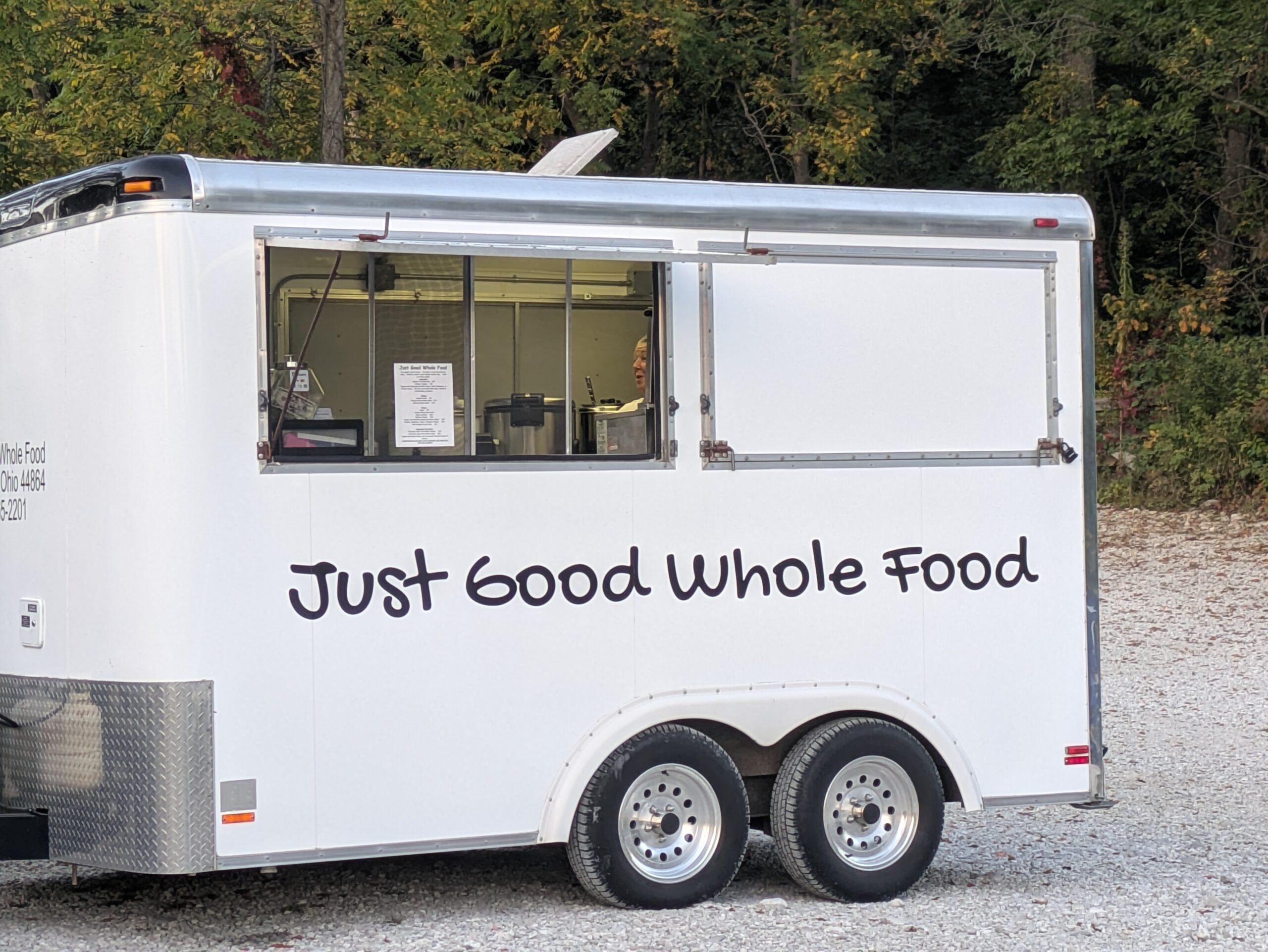 Tracy and Rachel at the Just Good Whole Food truck